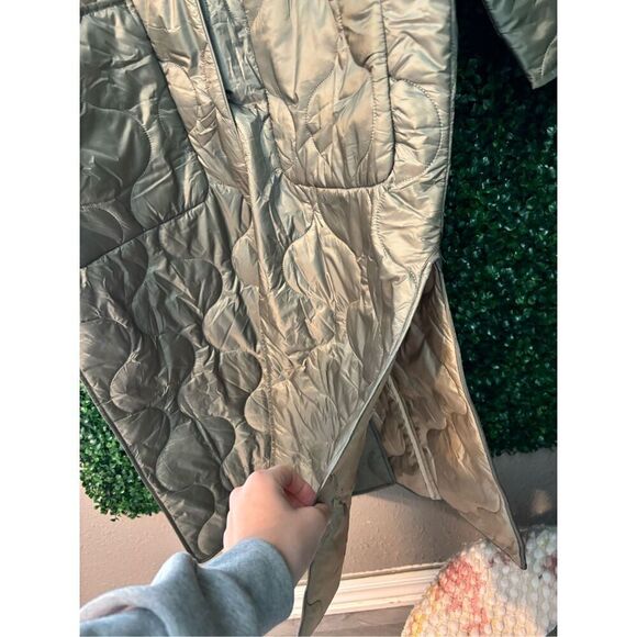 Carbon38 Puffer Trench Coat Womens Large NWT Green Blanket Onion Quilted Long Be - Picture 7 of 10